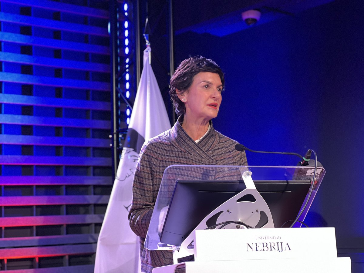 Universidad Nebrija tweet media