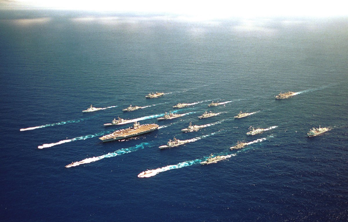 ArkamAli18's tweet photo. 🚨 Breaking: US ramps up for WEEKS-LONG ops vs Iran! Pentagon preps sustained strikes as 2nd super-carrier USS Gerald R. Ford surges to join Abraham Lincoln armada. Geneva talks tomorrow—Iran demands sanctions lift, vows missile red lines! Escalation at peak. Pakistan's battle-ready PAF & cutting-edge jets watch for South Asia stability! 🇵🇰💪 #USIran #MiddleEast #AircraftCarrier #PakistanAirForce