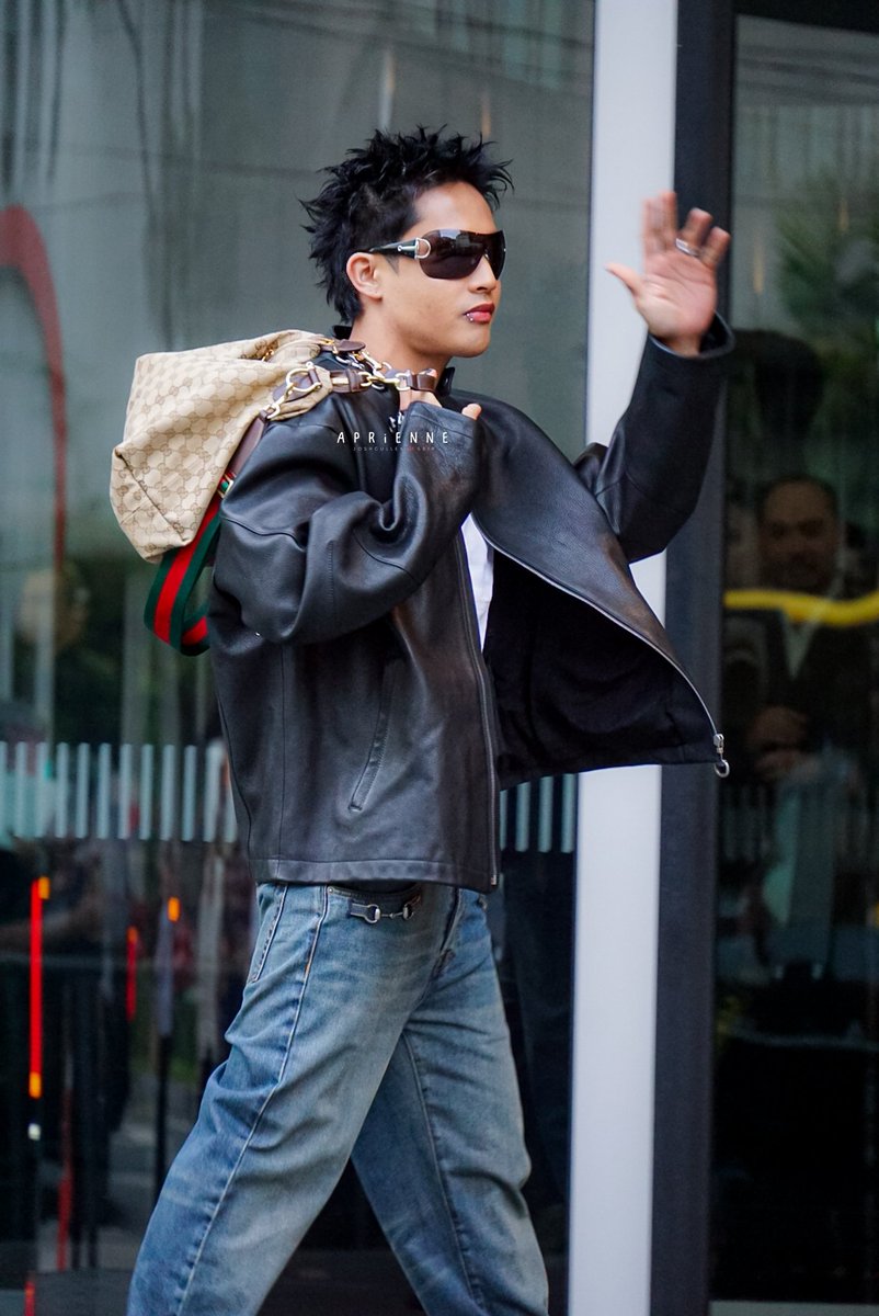 260216 • FELIP GUCCI MOMENT

Hi zer! 😎👋🖤

<a href="/felipsuperior/">FELIP</a> #FELIP
<a href="/gucci/">gucci</a> #GucciPH 
#GucciLaFamiglia