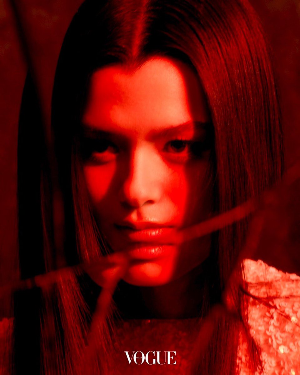 #VogueTHAnniversaryIssue เผยภาพแฟชั่นเซ็ตสุดเอ็กซ์คลูซีฟของ ‘เบ็คกี้-รีเบคก้า’ และ ‘ออฟโรด-กัณตภณ’ สองนักแสดงมากความสามารถน่าจับตามองจากซีรี่ส์ ‘เด็กใหม่ The Reset’ ที่เบ็คกี้ตั้งใจชุบชีวิตตัวละครพิเศษสุดท้าทายอย่าง “แนนโน๊ะ” ให้กลับมามีพลังอีกครั้ง พร้อมด้วยออฟโรด