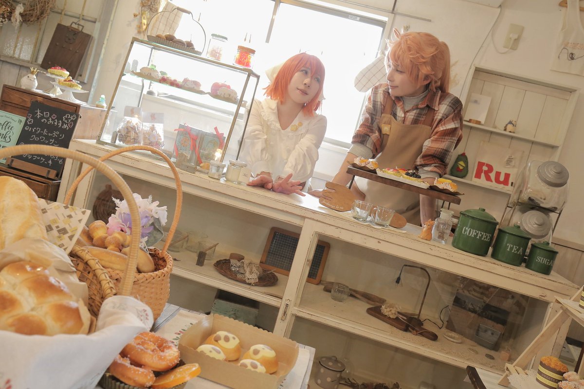[cos][捏造]

交差点を越えて最初の曲がり角を左へ
香ばしい香りが迎えてくれる
そこは街の小さな小さなパン屋さん

photo/<a href="/Fumika_AY/">ふみか</a> 
ぐだ子/<a href="/Mana_Paka/">まなみ</a> 
ロマニ/ANNA