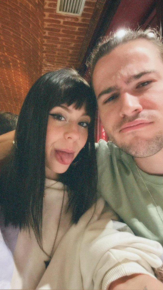 ༄ b e l l s ❤️🔥 tweet media