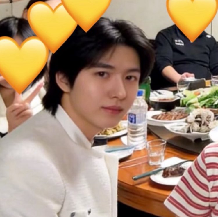 is.. this.. actually.. renjun..