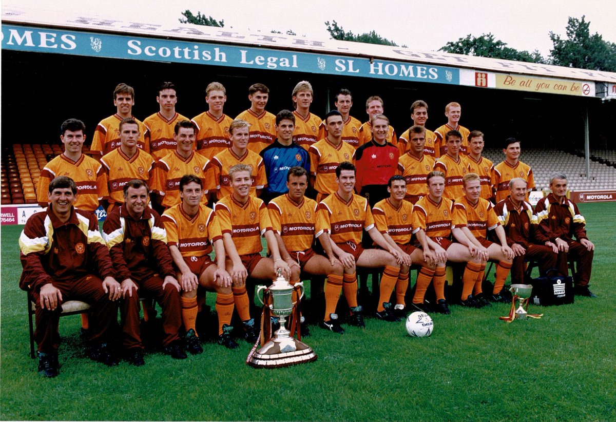 #OTD 16 February 1991 Phil O’Donnell played his first 90 minutes for Motherwell, against Rangers at Ibrox. 
Just a matter of 12 weeks later he played his part in a momentous day in the history of Motherwell FC.....wow.

Phil made his debut on 24 November 1990 in a 1-1 home draw