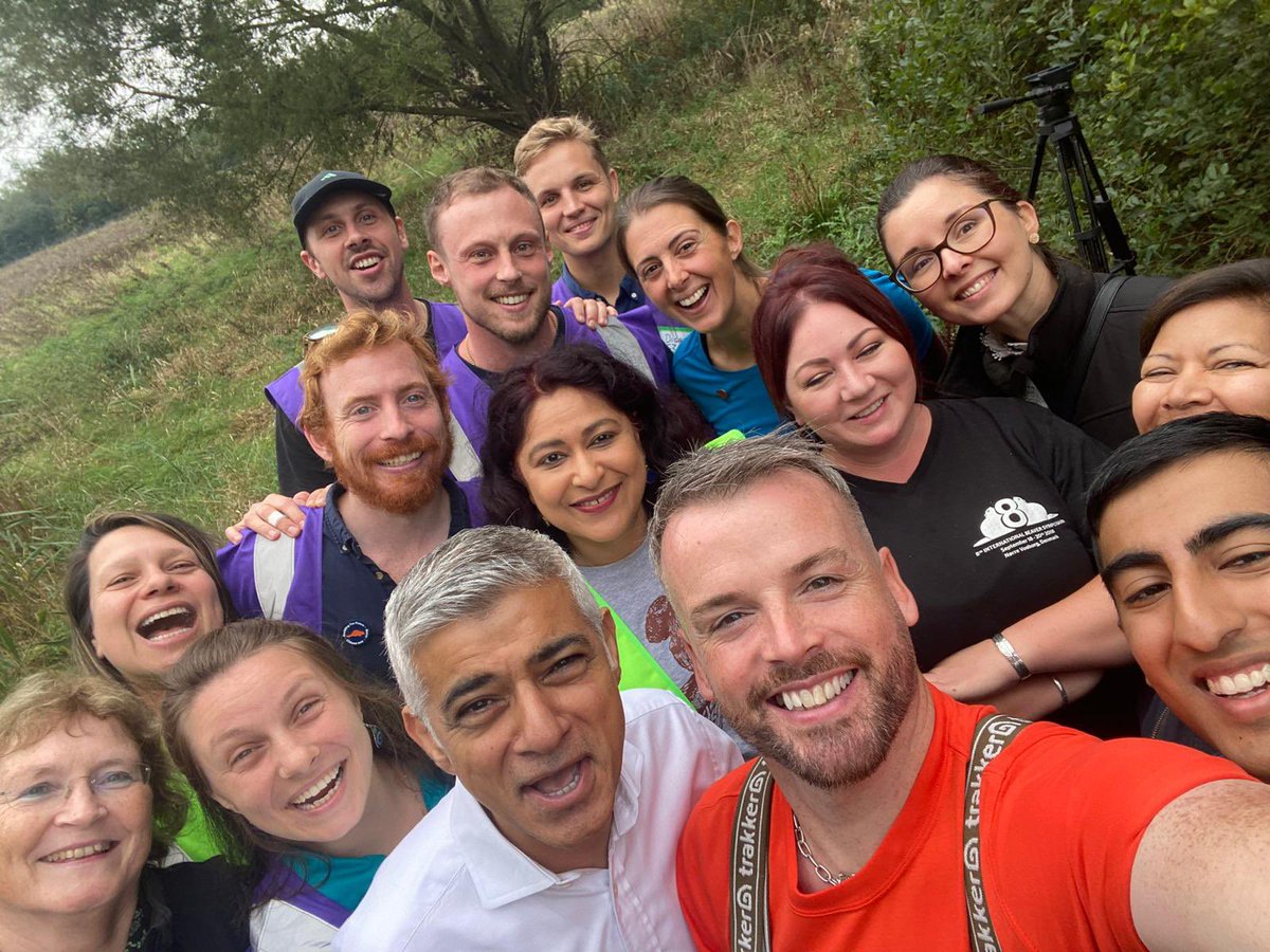 Sadiq Khan tweet media