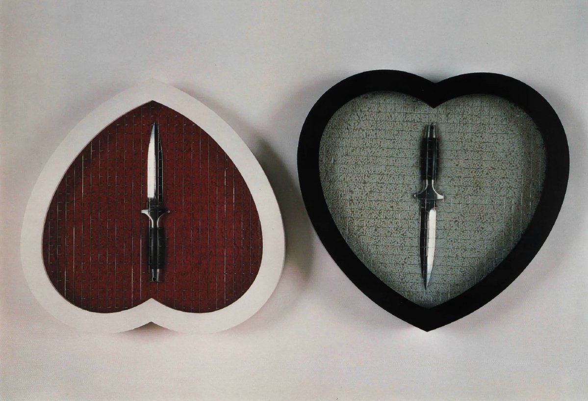 ArtorOtherThing's tweet image. ‘Heart and Dagger’ by Robert Mapplethorne for Helmut Lang (1982)