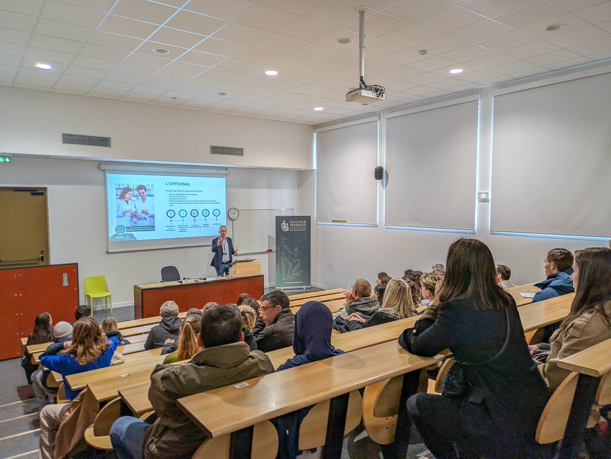 FacPharma_Mtp's tweet photo. Vous avez été nombreux à venir découvrir nos formations et notre campus lors de la JPO 2026 !
Conférences,  échanges avec enseignants et étudiants, visites ...
Merci pour votre curiosité, vos questions et votre bonne humeur ! https://t.co/h3brTZ9aXB