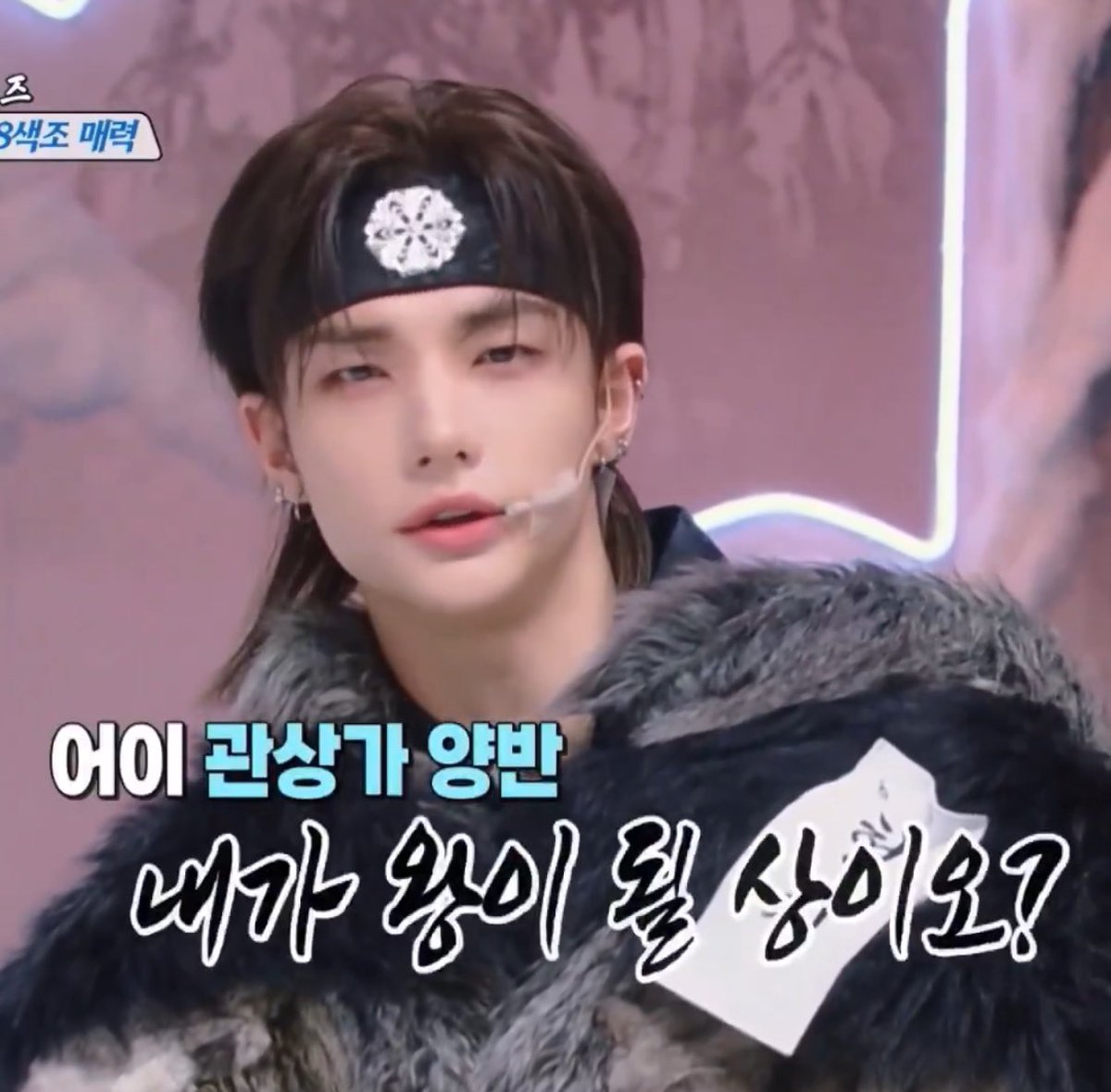 이 대군님은 왕이 될 관상이라고 해도 감사해욯❣️하고 역모는 안 일으킬것같음 집에서 먹으로 꽃이나 그릴 줄 알지