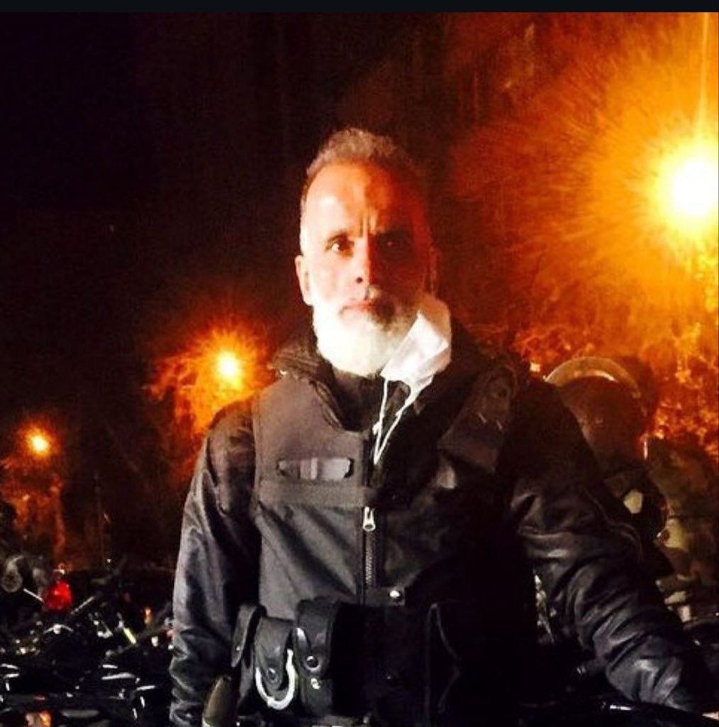 Fuckedup_rainma's tweet image. این حرومی از خشن‌ترین نیروهای سرکوب رژیم تروریستی بنام سید عباس علوی هست که همکاری شدید با کلانتری ۱۱۳ بازار تهران و کلانتری ۱۰۹ میدان بهارستان انجام میداده و فقط به سر، قلب و گردن معترضین شلیک میکرده و سکی از وظایفش جمع‌آوری و آموزش به قاتلین، بزهکاران، متجاوزان و معتادان تهران…