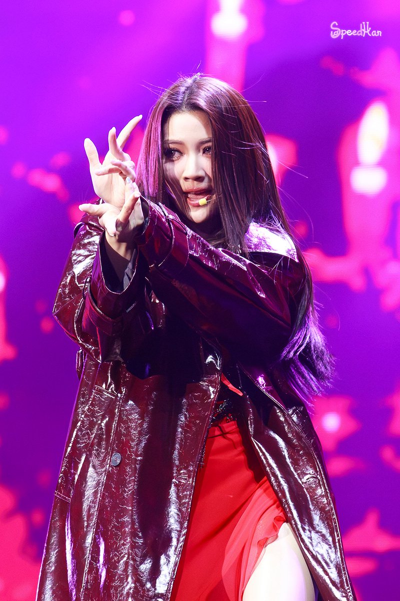 ท่ดนะคะ พิจินนี่... แต่อุนแม่ว่าใช่!!!

"พลัง-คลื่น--เต่า--สะท้าน--ฟ้าาาาาาาา!!"

(เกิดไม่ทัน Gen Y ล่ะซี้ 555+~~ 🤣🤣)
#GinnyNatnicha 
#GinnyJaynaFirstFanconTH