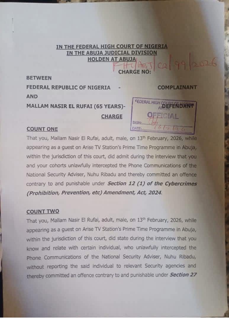 The Federal Government (DSS) has charged El-Rufai to court, and just recently, Peter Obi was chased out of a nursing school in Akwa Ibom. Omo!😂😂😂

 Interesting times we're living in