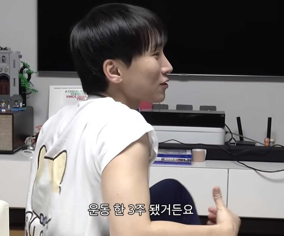 19_4cm's tweet photo. pls lol https://t.co/vrtZ1zL3rv