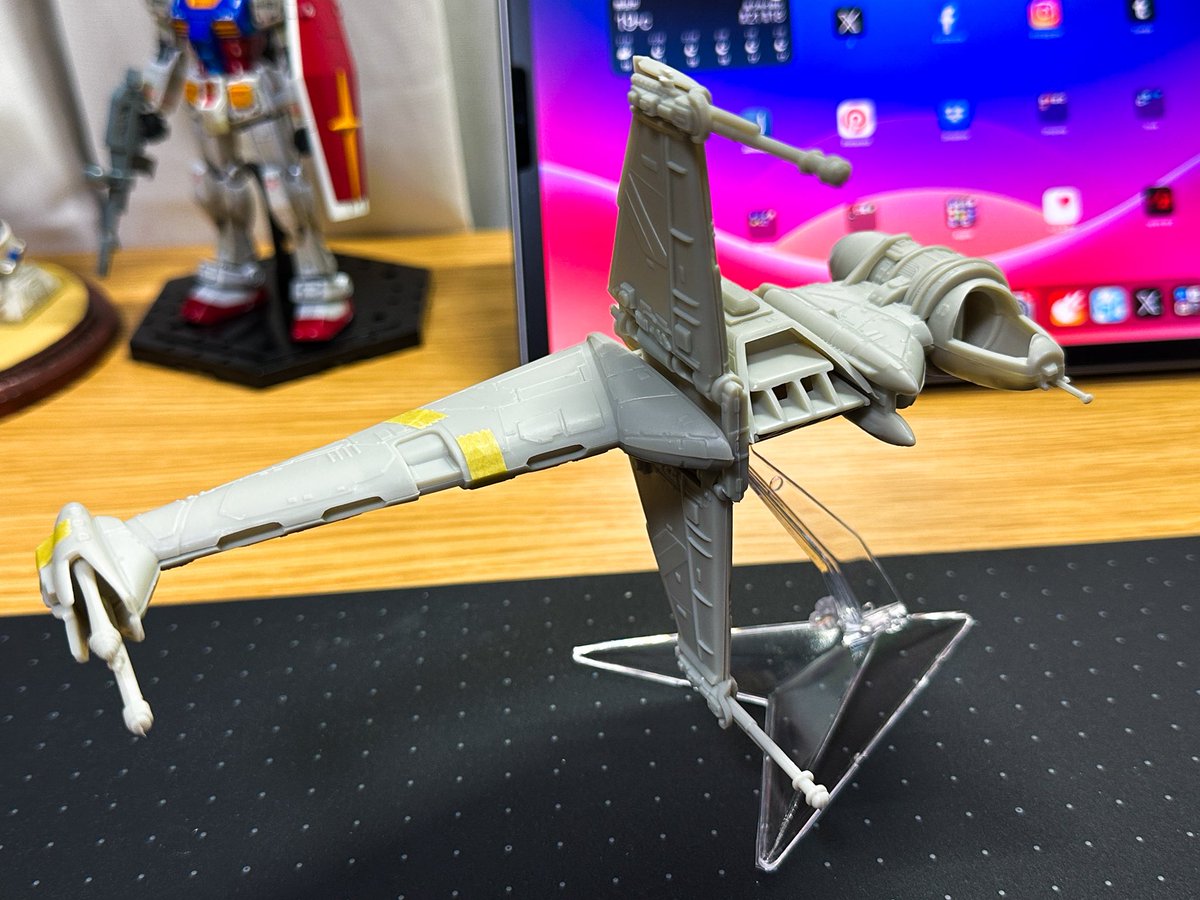 Ani_Kuzunishi's tweet image. #これを見た人は塗装前と塗装後を貼れ #AMT #BWing