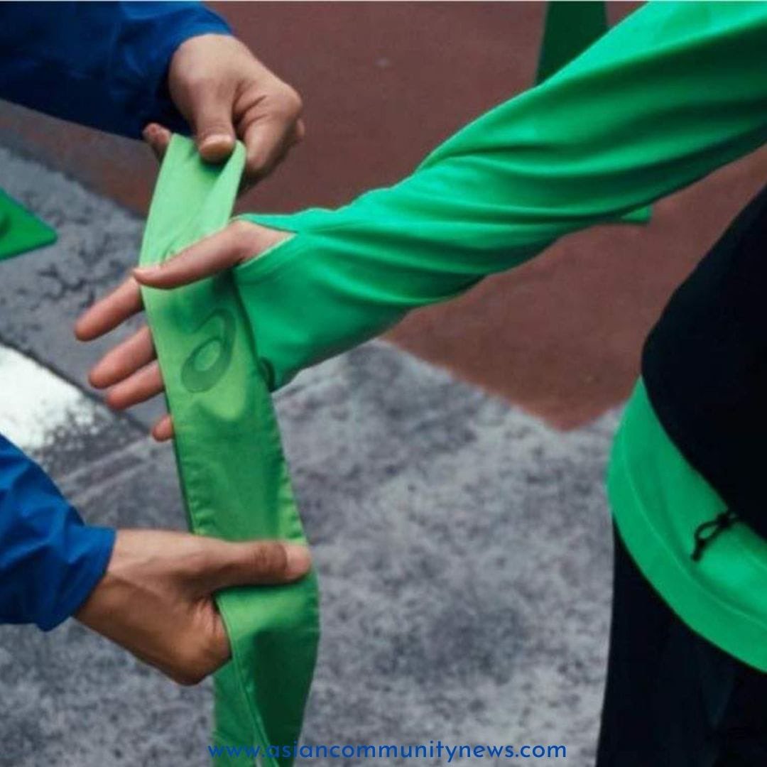 April 5: In the Ekiden relay format, the participating teams will collectively cover 10 kilometres, passing the traditional Tasuki (a shoulder sash) instead of a baton.
asiancommunitynews.com/asics-brings-j…

#ASICS #ekiden #runtogether 
#japaninindia #teamspirit