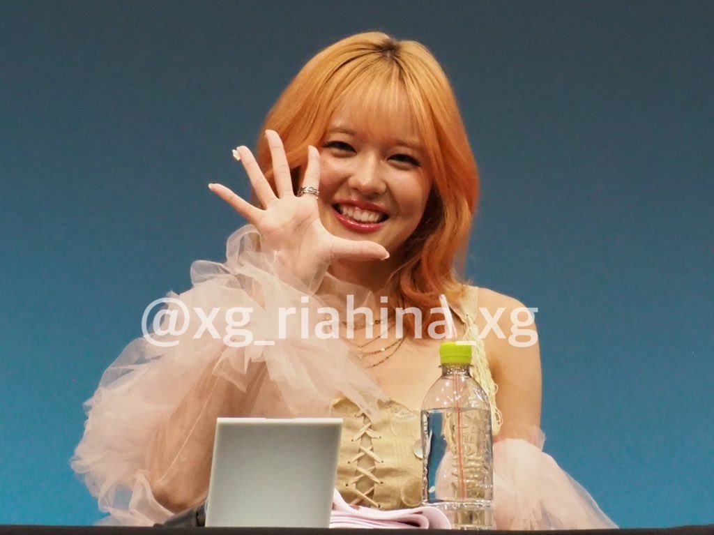表情豊かな可愛いリスちゃん🐿️🧡 #XG #JURIA #大阪サイン会