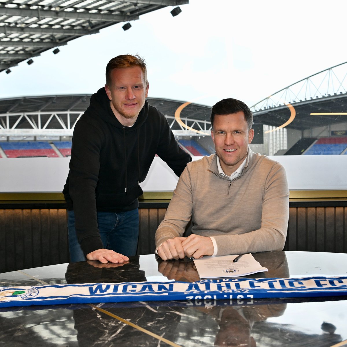 LaticsOfficial's tweet photo. It’s Perkins you know! 🥹

👋 A warm welcome back to David Perkins, who also joins as First Team Coach! 

#wafc 🔵⚪️