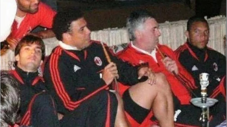 Don Carlo and R9 link up at Carnival in Rio. Just like old times.