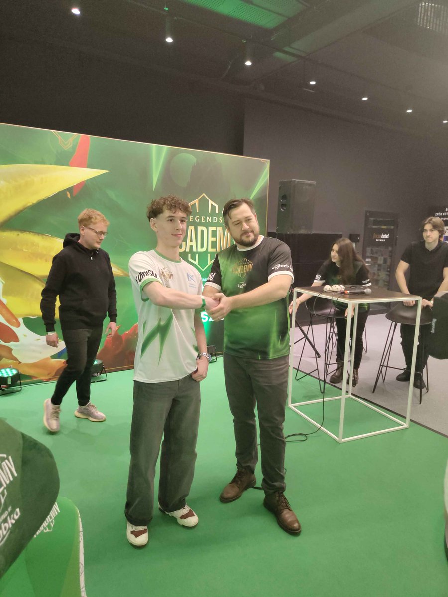 Domino Computer tweet media