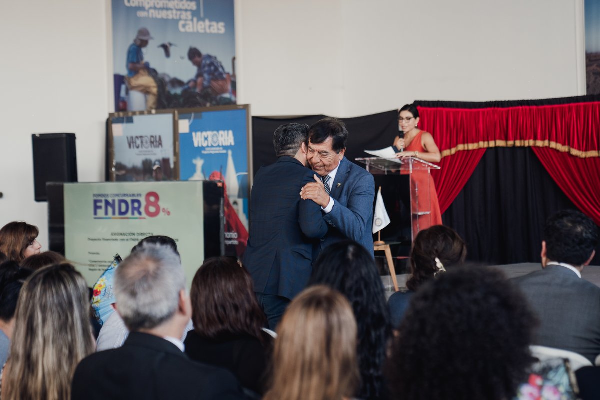 Gore_Tarapaca's tweet image. #UnidosParaHacerElBien ❤️

¡Fue una hermosa y entretenida mañana! 🥹🎊

Risas y juegos marcaron la jornada que vivieron niños y niñas de cinco residencias de la región de #Tarapacá, en una actividad donde se rindió homenaje a la memoria de Ana María Chang, presidenta del #Rotary