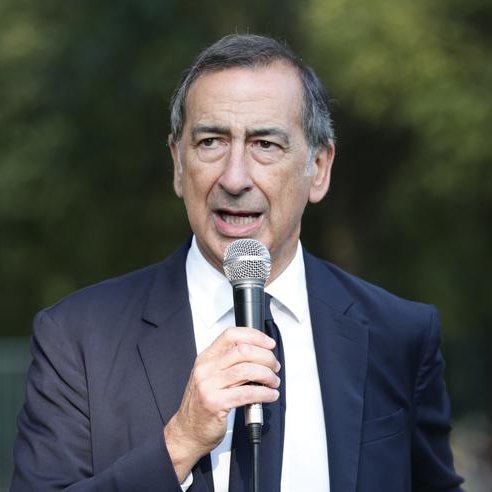 🚨🎙️ Beppe Sala, Mayor of Milan:

"Bastoni made a mistake, but now I'm seeing individuals comment who were known for diving in their careers. Del Piero and Chiellini are acting like saints, there is video footage of them doing some incredible dives in their careers!" <a href="/SkySport/">skysport</a>