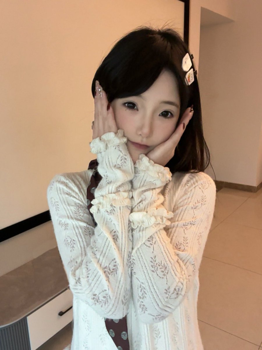 楼楼跳了 tweet media