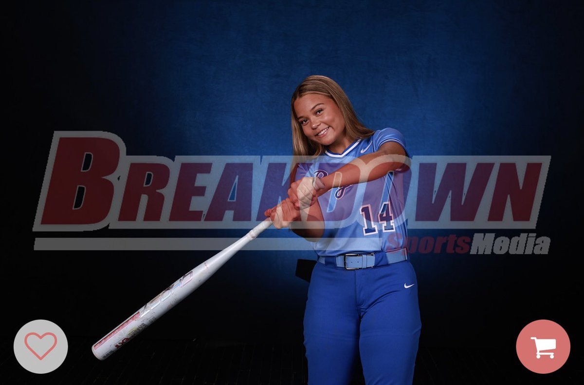 maleahHill_2027's tweet photo. Had a blast at @BreakdownUSA shoot! 
@Addison_Neiss @isabel_stevens8 https://t.co/FEyBhl5yJ6