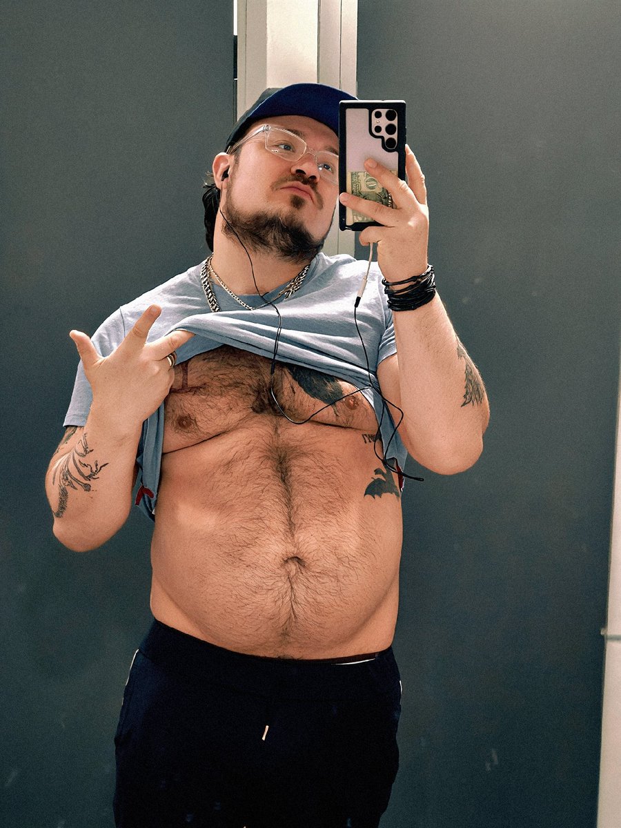 Tourettes Lad Official tweet media