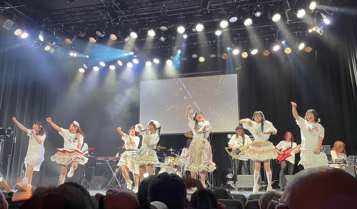kojima_rin_'s tweet photo. 大変な事も沢山あるからこそ、普段から仲が良いのがキスエクです💝団結力の強さこそのこの雰囲気はみんなにも伝染しているはず🫶🏻 https://t.co/HpK4Zoevjn