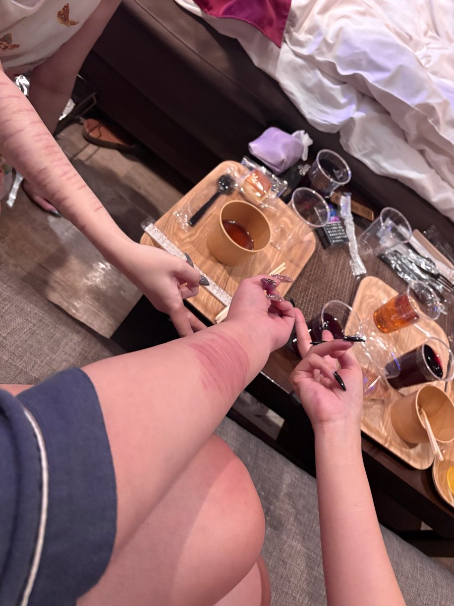 Post by 甘依ねおん❤️‍🩹 on X: メンヘラ集会