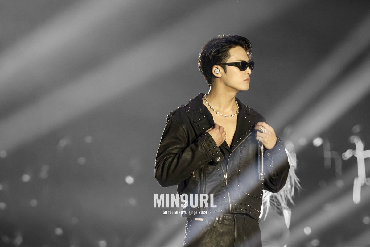 260214 CxM Double Up in Busan

New outfit 😎😍

#세븐틴 #SEVENTEEN
#민규 #MINGYU #ミンギュ #金珉奎