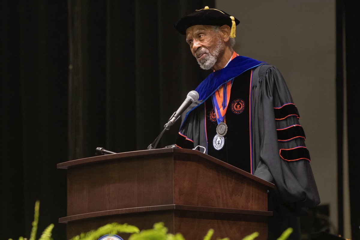 We are naming our Honors College in honor of distinguished VSU alumnus, Dr. Charlie W. Hill ’66.  This prestigious recognition reflects Dr. Hill’s unwavering commitment to expanding opportunities for generations of students. Read more: vsu.edu/news/2026/vsu-…
#GreaterHappensHere
