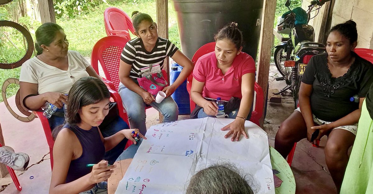 Ovejas, #Sucre | Participamos en presentación de la iniciativa de producción de alimentos liderada por la firmante de paz Audrey Millot, bajo la Estrategia de Fomento <a href="/ARNColombia/">Agencia para la Reincorporación y la Normalización</a>. Ya se han sumado cerca de 20 mujeres a este proyecto que impulsa la #ReincorporaciónComunitaria. 🧵