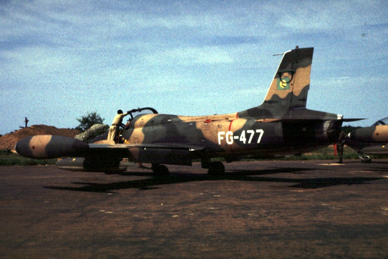 DRC 🇨🇩: Picture showing italian made Aermacchi MB-326 training and close ground attack jets of the Zairian Air Force.