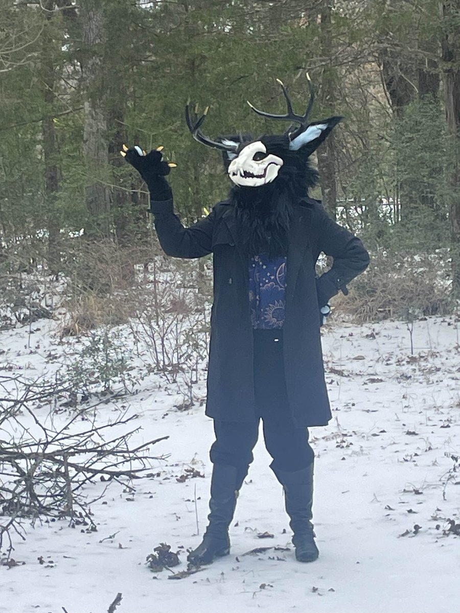 Fun photo from the ice as well as a life update I am going to be getting a new position at work (im becoming a cake decorator) so my posting and scheduling may be a bit off when that happens because my days off will be different