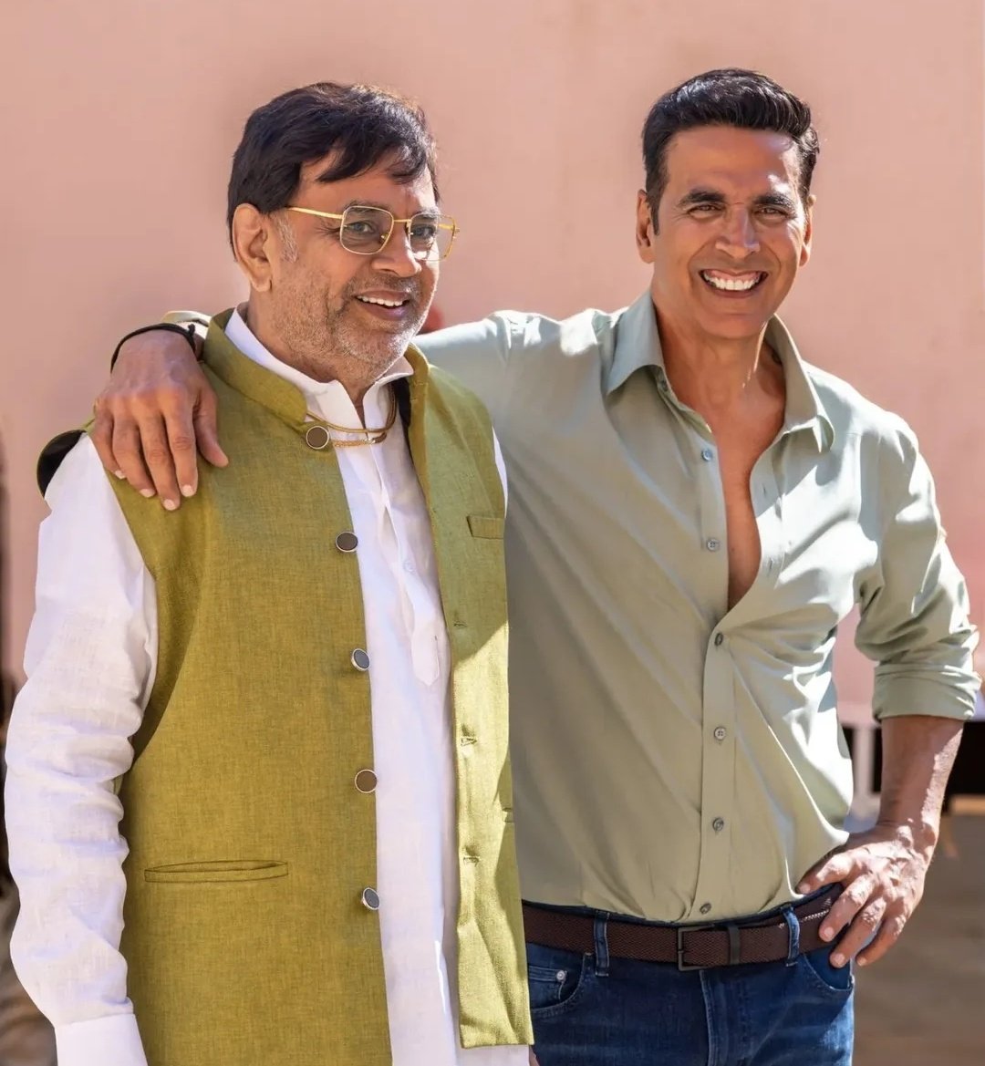 #AkshayKumar  Top 5 Akshay Kumar Movies by Footfall
Rowdy Rathore (2012)
👉 लगभग 1.30–1.35 करोड़ 
Good Newwz (2019)
👉 लगभग 1.15–1.20 करोड़ 
Mission Mangal (2019)
👉 लगभग 1.10–1.15 करोड़ 
Housefull 4 (2019)
👉 लगभग 1.05–1.10 करोड़ 
Toilet: Ek Prem Katha 
👉 लगभग 1.00–1.05 करोड़