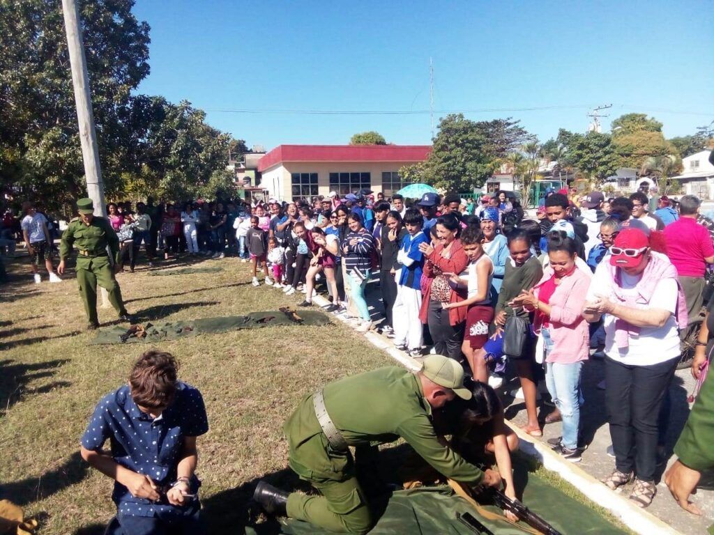 Activa participación del pueblo en jornada de la defensa
 Con la realización de ejercicios prácticos en los cuales se mostró la preparación del pueblo pinero, ante la creciente amenaza militar de la actual administración norteamericana, s
 radiocaribe.icrt.cu/2026/02/16/act…