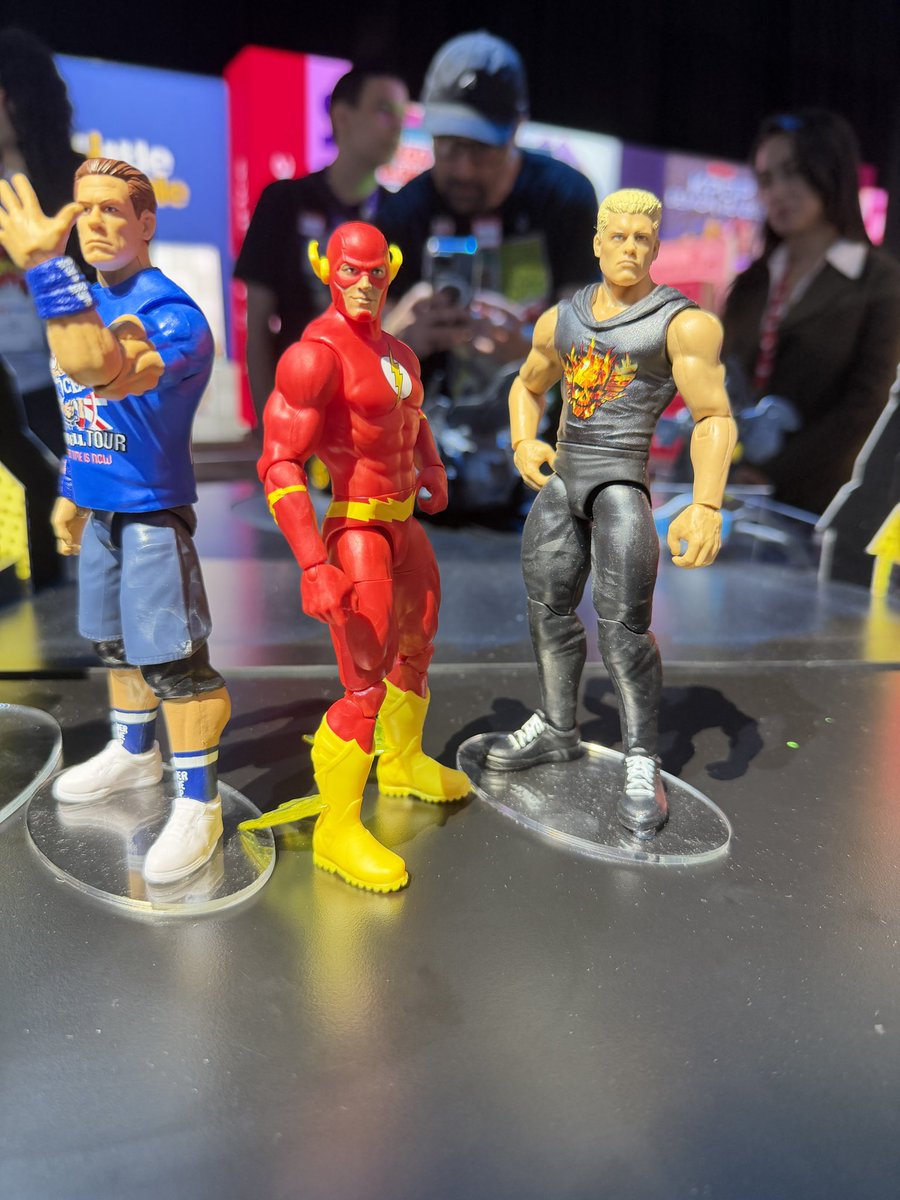 preternia tweet media