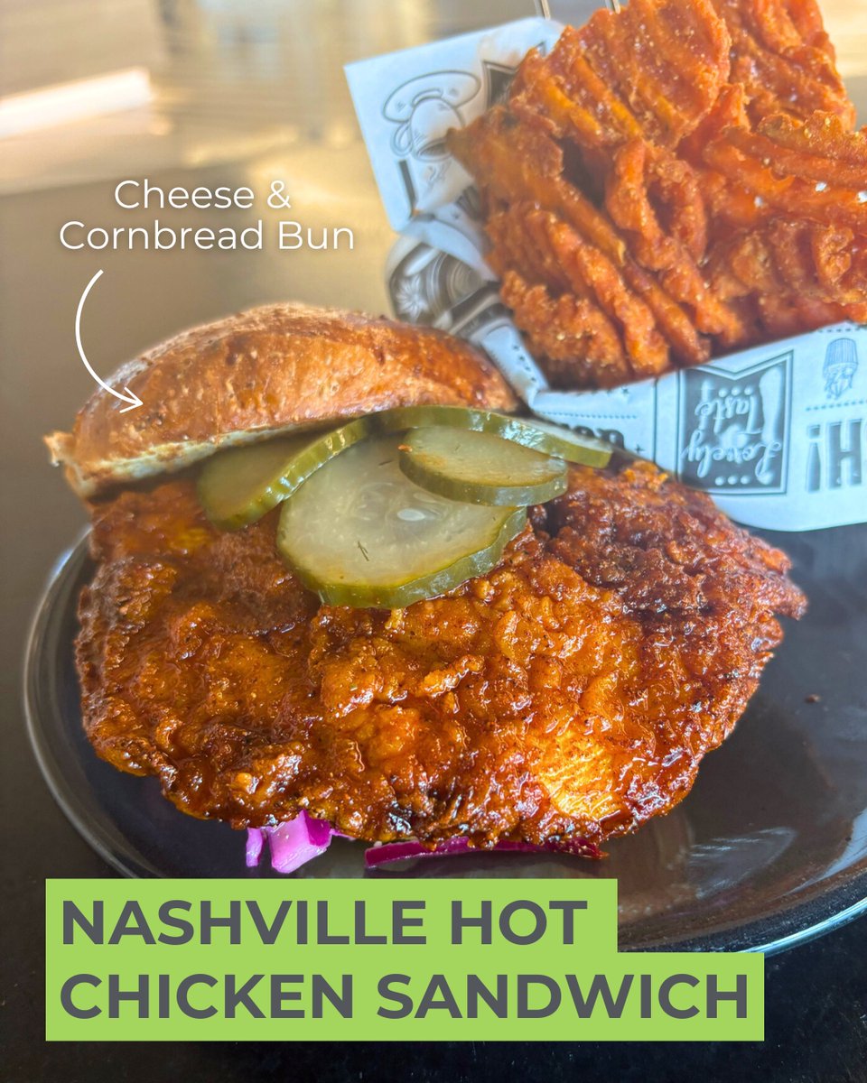 thomascuisine1's tweet image. Chef Jim elevated lunch with this unforgettable Nashville Hot Chicken Sandwich. Oversized crispy chicken pairs with tangy pickles and our scratch-made cheese and cornbread bun.

#ChefLife #Foodstagram #ScratchCooking #FoodieLife