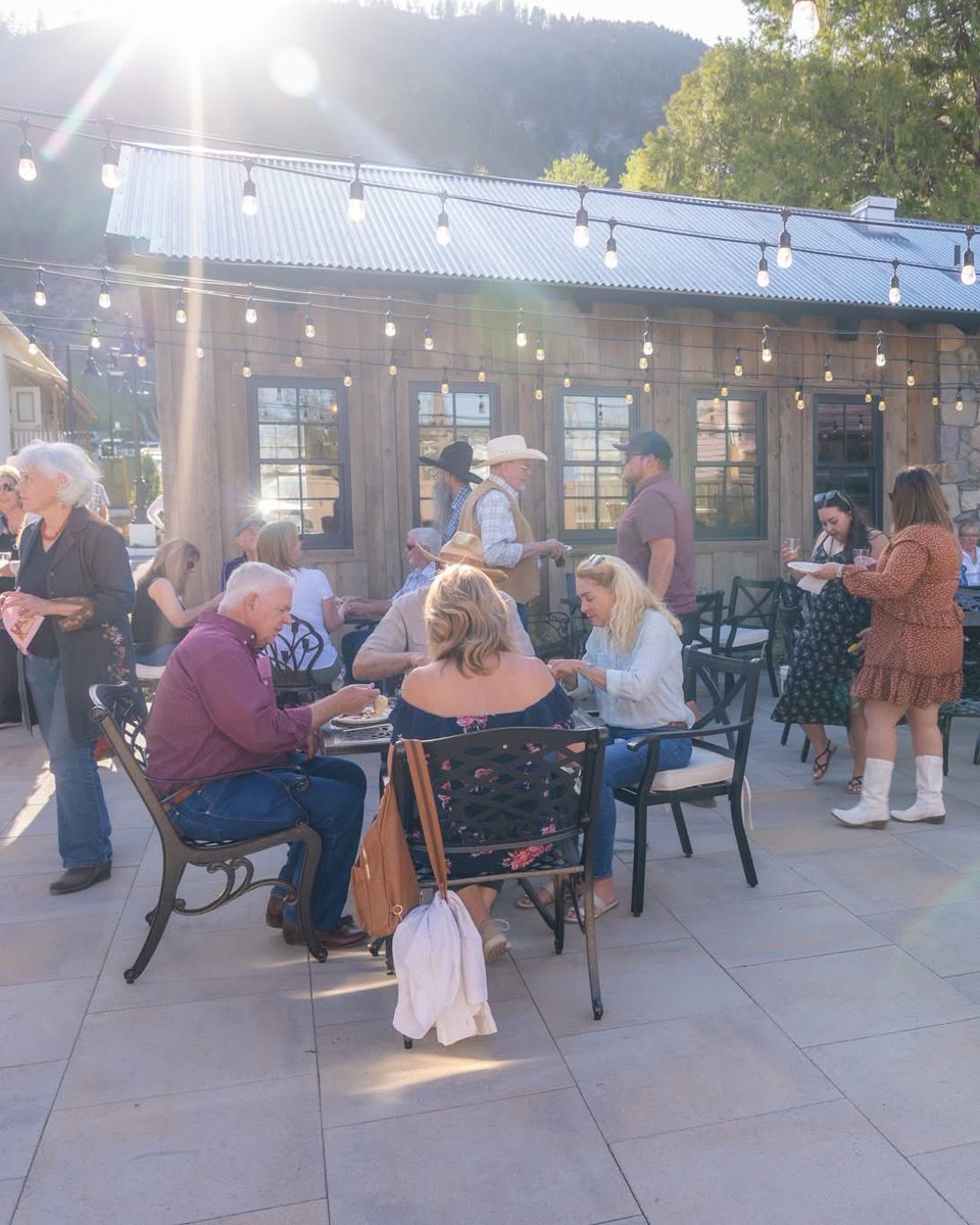 🍴 Sip, Savor, Saddle Up! Genoa Western Heritage Days Progressive Dinner is back—and it’s selling out fast!

Saturday, April 25 | 4:30–6:30 PM
Four stops. Four amazing Genoa eateries:

👉 Get yours now: visitcarsonvalley.org/events/genoa-w…