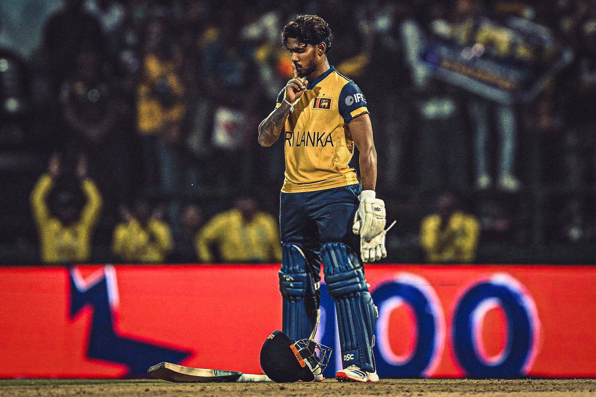 Cricket Picture that Goes Hard tweet media