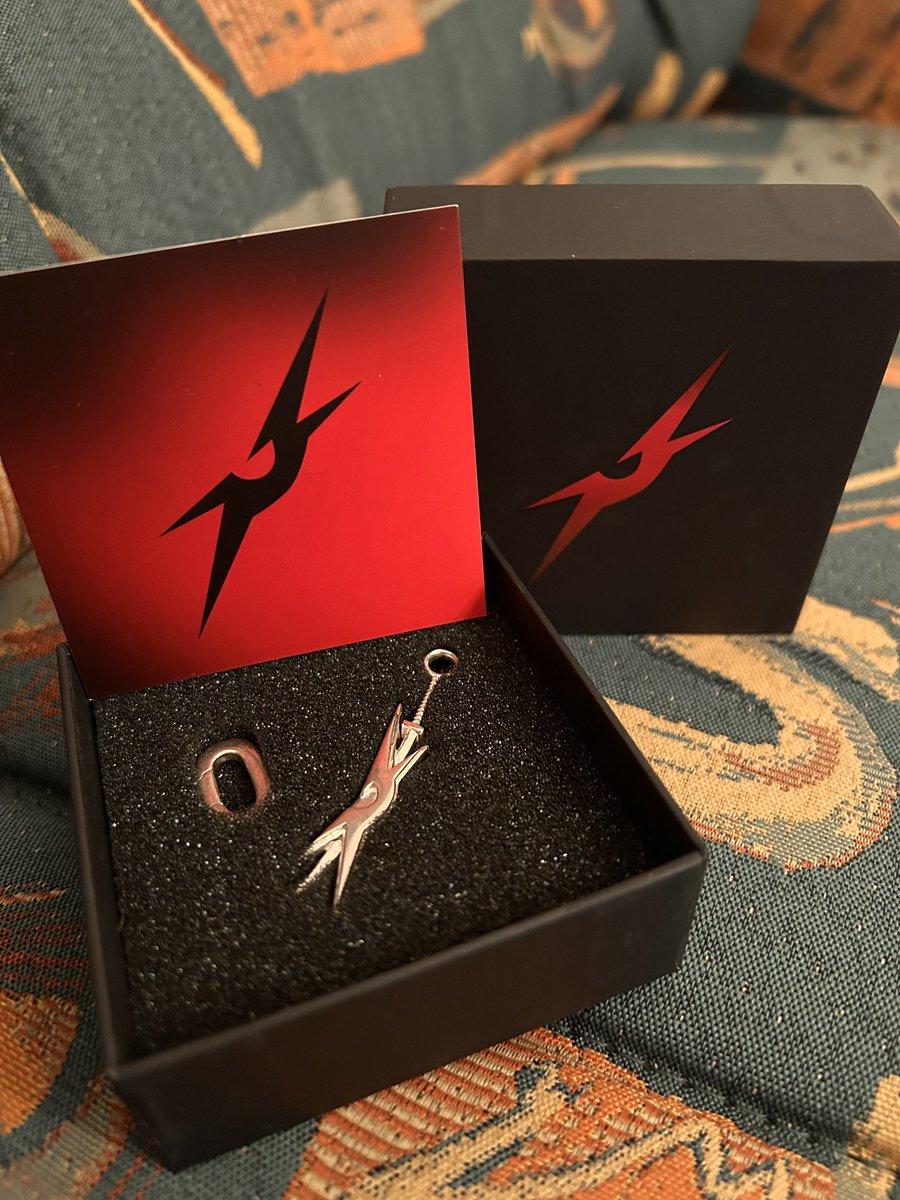 GumalaOC's tweet photo. Would you look at that beauty that has just arrived 🥰 Thank you very much to Flab for sending me one of those, proud to be part of it all 🤝
@G2ARMY https://t.co/jrDUdVsLht