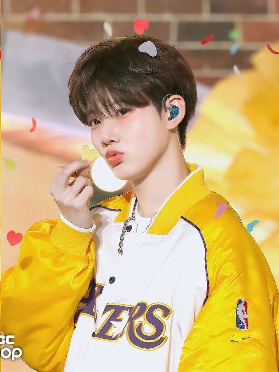 넘예뻐 💛💛💛