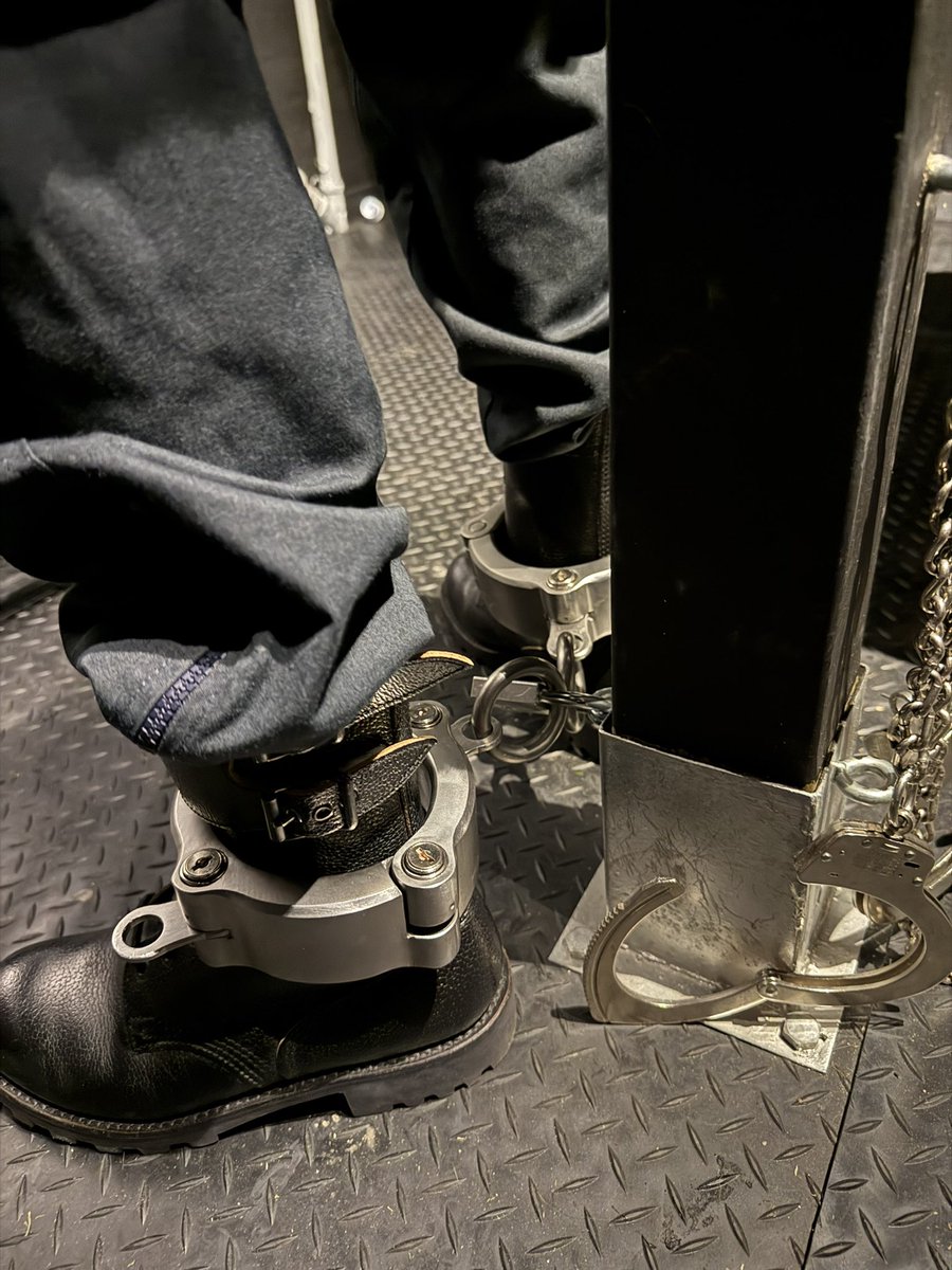 BondageUniforms🔜EasterBerlin tweet media