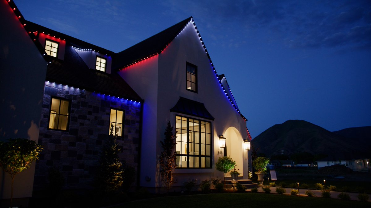 JF_Lighting's tweet photo. Did you know? The first electric light was installed in the White House in 1891, when President Benjamin Harrison was in office. Since then, the White House has been illuminated by electric lights for 135 years! Happy President's Day from JellyFish! https://t.co/gdx7h0JmmH