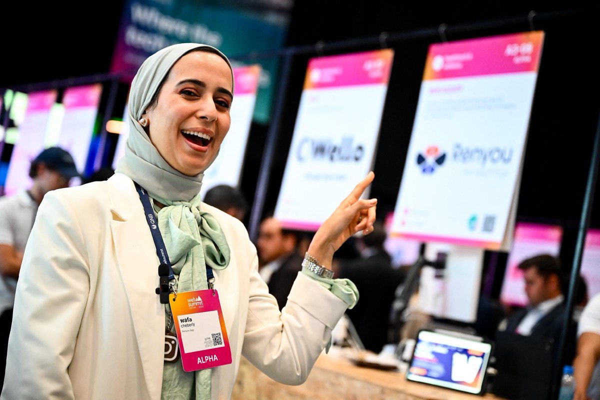 Web Summit tweet media