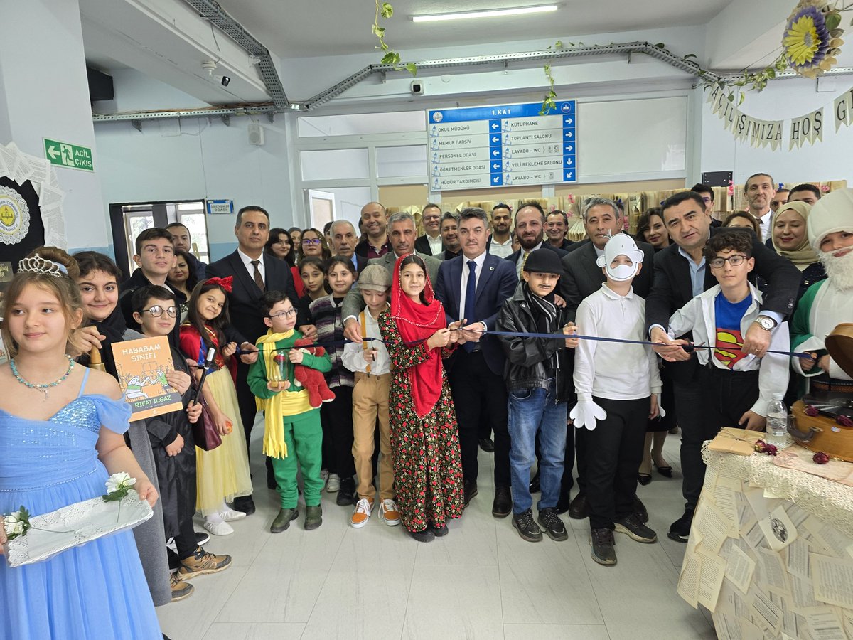 İl Müdür Yardımcıları Abdulkadir Çınar, Yunus Bulut
İlçe Müdürü Metin Sezer ve Şube Müdürleri M.Faysal Kayan,Mustafa Sakarya ve İl Şube Müdürü Müştak Gencer
Şehit Taner Çobanoğlu Ortaokulu Kütüphane açılışına katıldılar

<a href="/Ali_Partal/">Ali Partal</a> <a href="/GurhanCokgezer/">Gürhan Çokgezer</a> <a href="/yunusbulut1216/">Yunus BULUT</a> <a href="/MetinSEZER_16/">Metin SEZER</a>