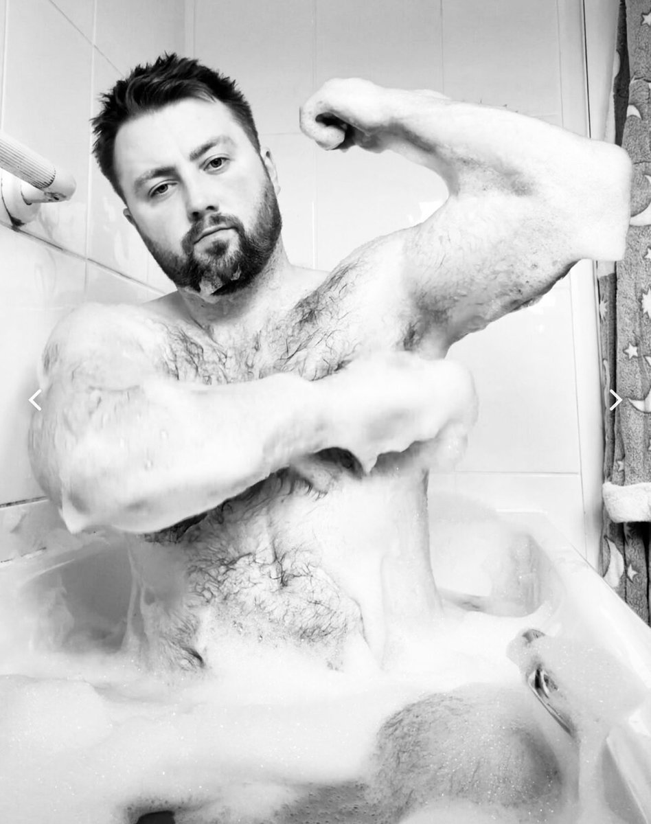 deadbeardaddy's tweet image. I need a professional bubble popper 🫧