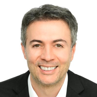 #ATENCION
Usted votará por Daniel Quintero <a href="/QuinteroCalle/">Daniel Quintero 🇨🇴</a> en la consulta del Frente por la Vida?

🔁 Si
❤️ No