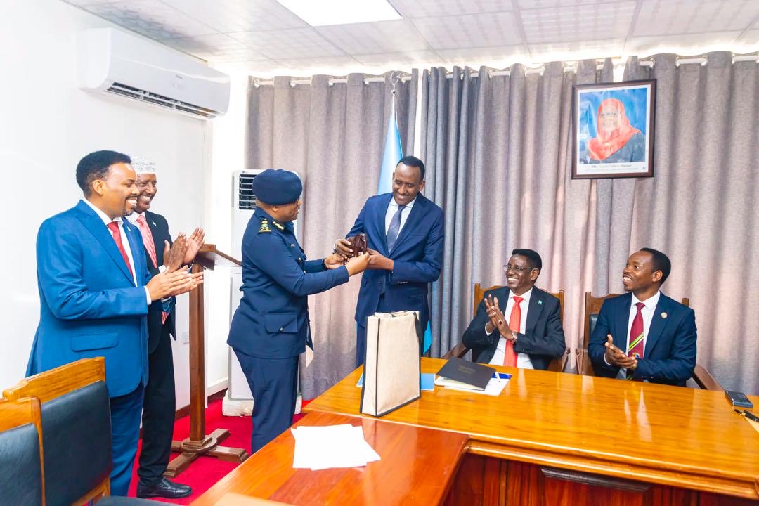 Abdullahi Sheikh Ismail (Fartaag) tweet media