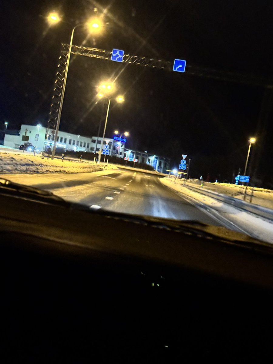NIGHTVOID41's tweet photo. OMW to NFC 🤤 https://t.co/6l72aQO0ds